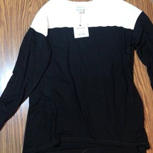 Long sleeve Liz Claiborne weekend size Medium
